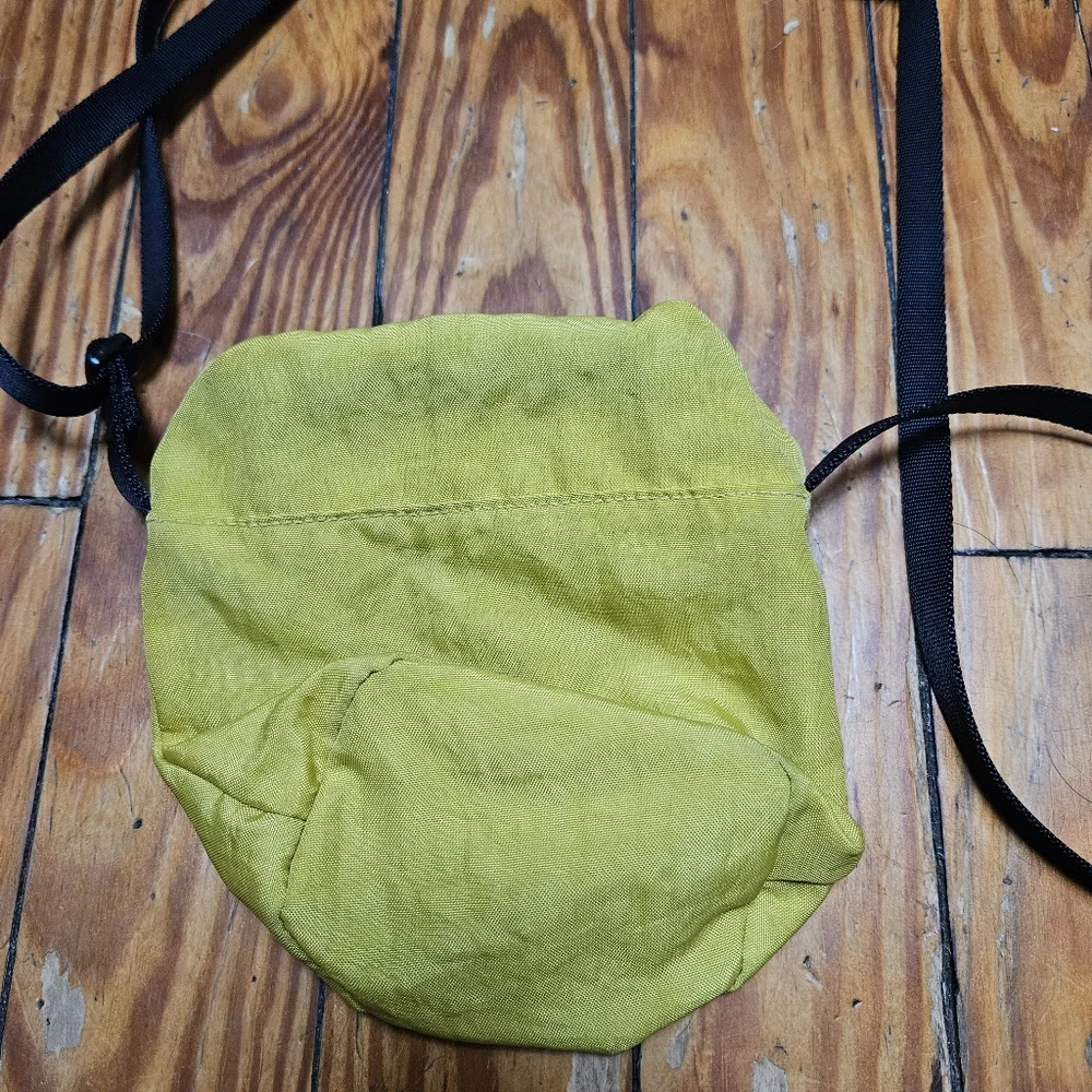Baggu Mini Bucket Bag - Picture 2 of 2